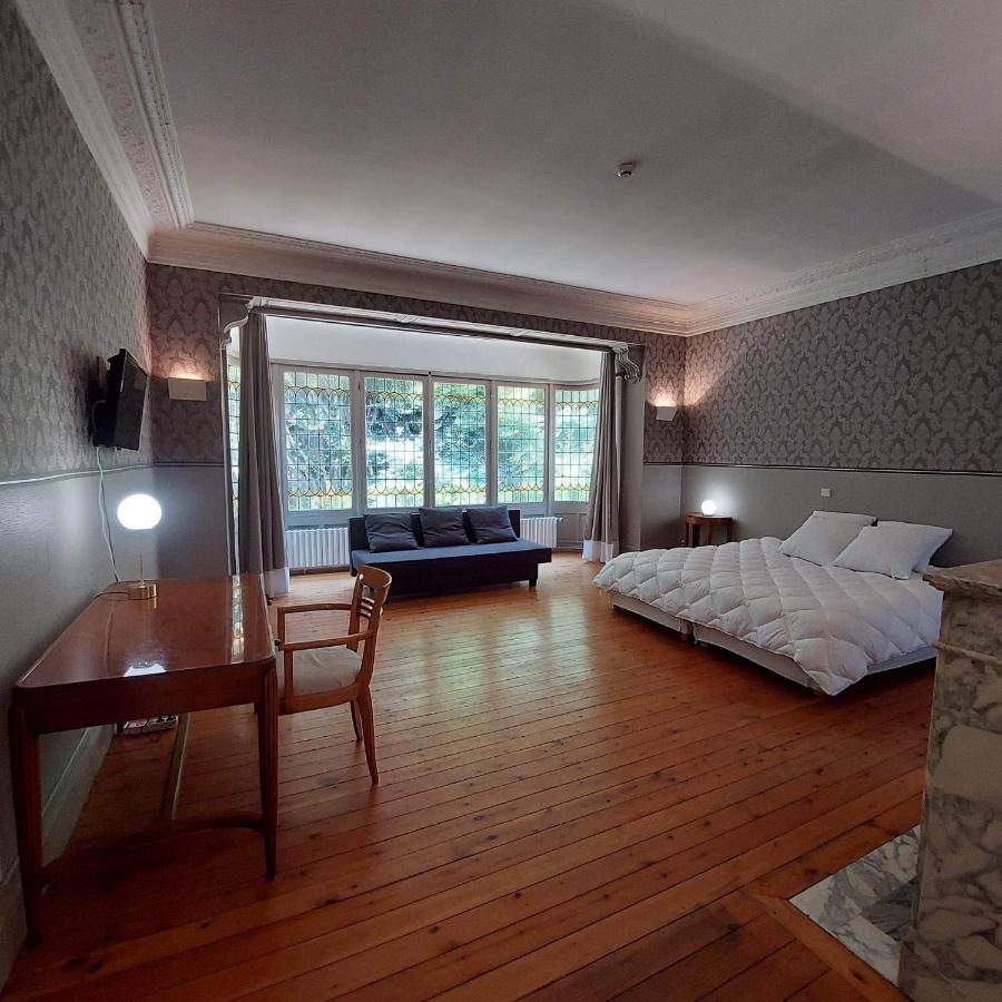 Manoir Les Cedres Bed & Breakfast Corbehem ภายนอก รูปภาพ